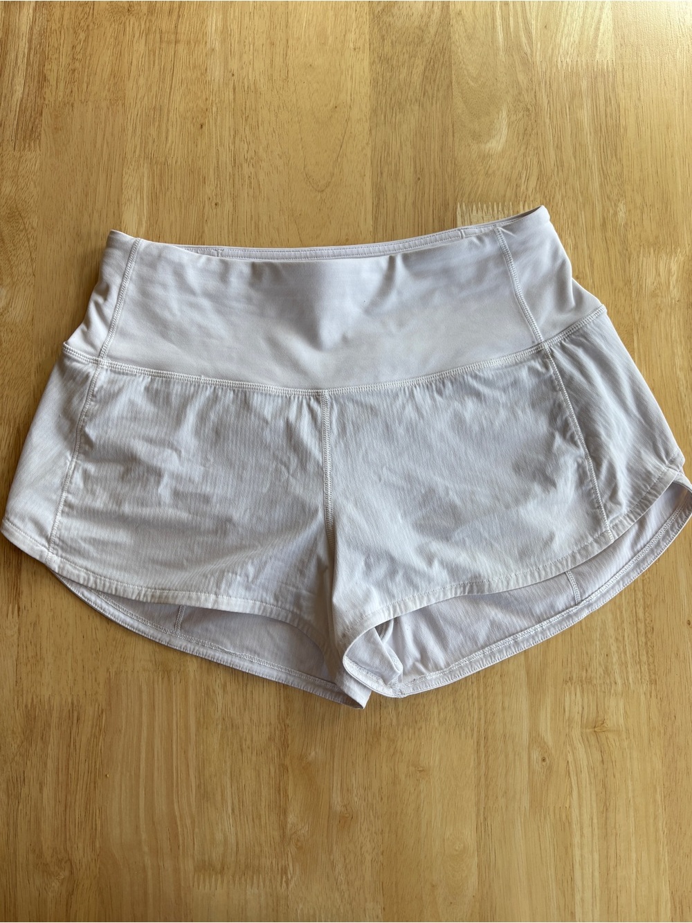 White Lululemon Speed Up High-Rise Short 2.5"